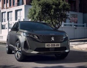 Scopri di più sull'articolo Ecco il nuovo Peugeot 3008. Due le versioni ibride, con autonomia di oltre 50 km in elettrico