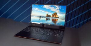 Scopri di più sull'articolo Il nuovo ZenBook Flip S è un gioiellino: Tiger Lake, schermo OLED e 1.2 Kg di peso. Il prezzo? 1.599 euro