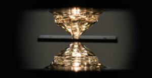 Scopri di più sull'articolo Raggiunta per la prima volta la superconduttività a temperatura ambiente