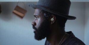 Scopri di più sull'articolo A ognuno il suo audio: Yamaha porta nelle cuffie E700 il sistema di ottimizzazione degli home theater