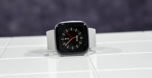 Scopri di più sull'articolo Google compra Fitbit: l’Unione Europea è pronta a dire “sì”