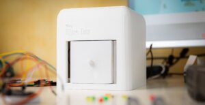 Scopri di più sull'articolo Tumore al seno, ecco il rivoluzionario strumento per lo screening che ha vinto il James Dyson Award 2020