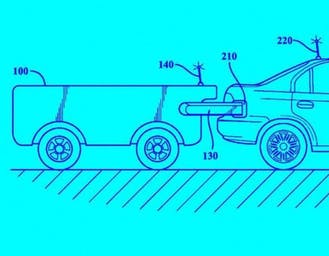 Al momento stai visualizzando Toyota ha un’idea geniale per le auto elettriche: un drone ti insegue e ti ricarica al volo