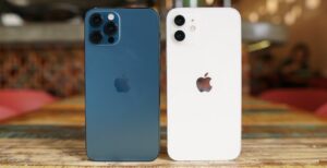 Scopri di più sull'articolo Gli iPhone 12 potranno ricaricare senza filo gli accessori. Gli indizi portano alle nuove AirPods