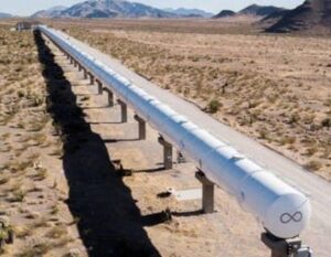 Scopri di più sull'articolo Virgin Hyperloop, ecco il primo test con passeggeri. Due dipendenti viaggiano all’interno di una capsula