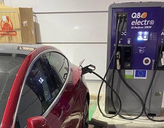 Scopri di più sull'articolo DDL Bilancio e auto elettriche, nuovo emendamento per forzare le colonnine in autostrada