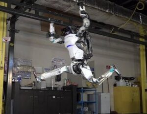 Scopri di più sull'articolo Hyundai compra Boston Dynamics. Vuole i robot alla guida delle auto?