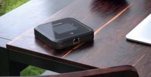 Scopri di più sull'articolo 5G e WiFi 6 per il router portatile Nighyhawk M5 di Netgear, ora disponibile