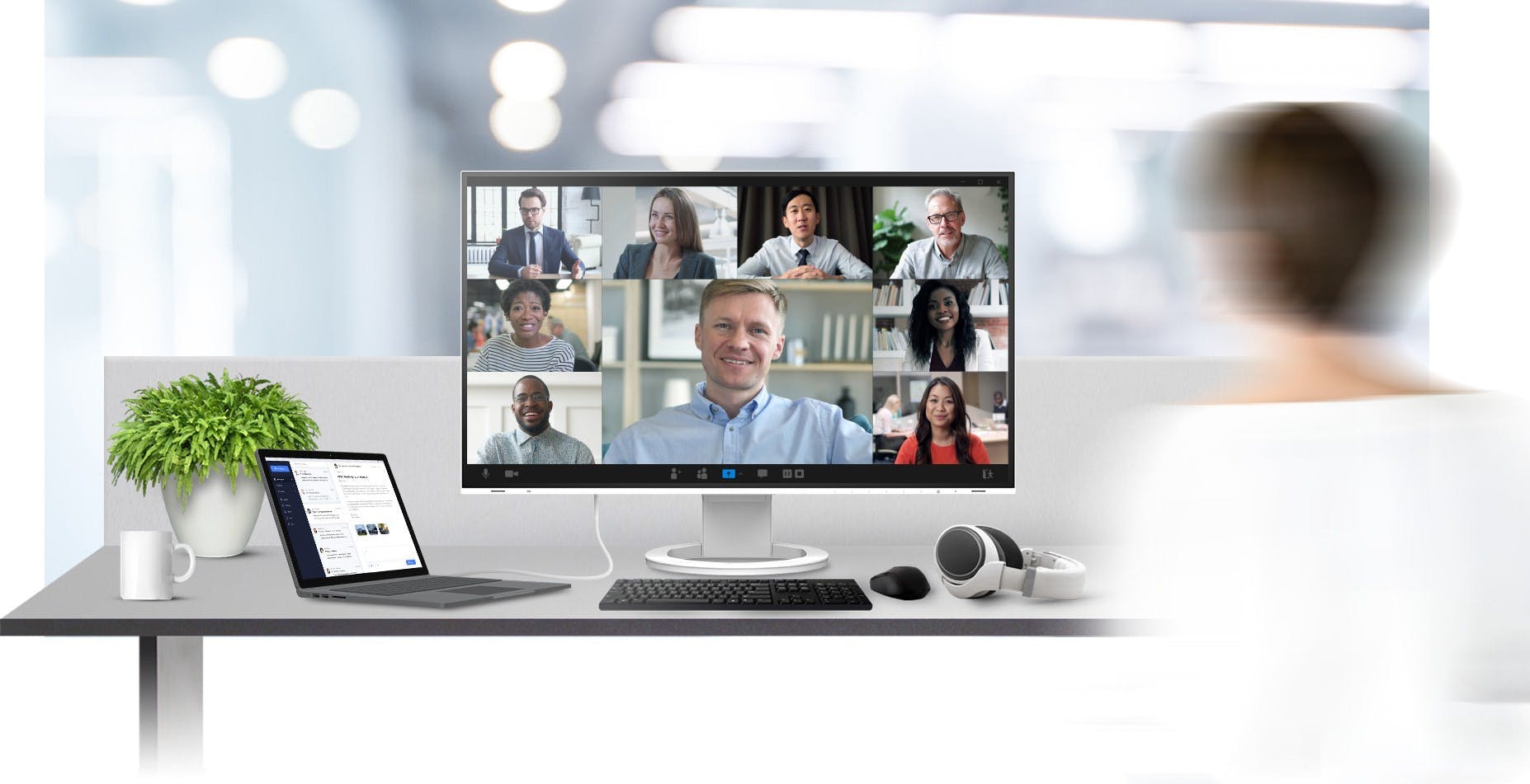 Scopri di più sull'articolo Eizo lancia tre nuovi monitor FlexScan. Per l’OLED bisogna aspettare: “Non è ancora una tecnologia stabile”