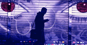 Scopri di più sull'articolo L’incredibile storia di un uomo che ha spiato le app che lo spiavano. La denuncia: “Sanno tutto di noi”