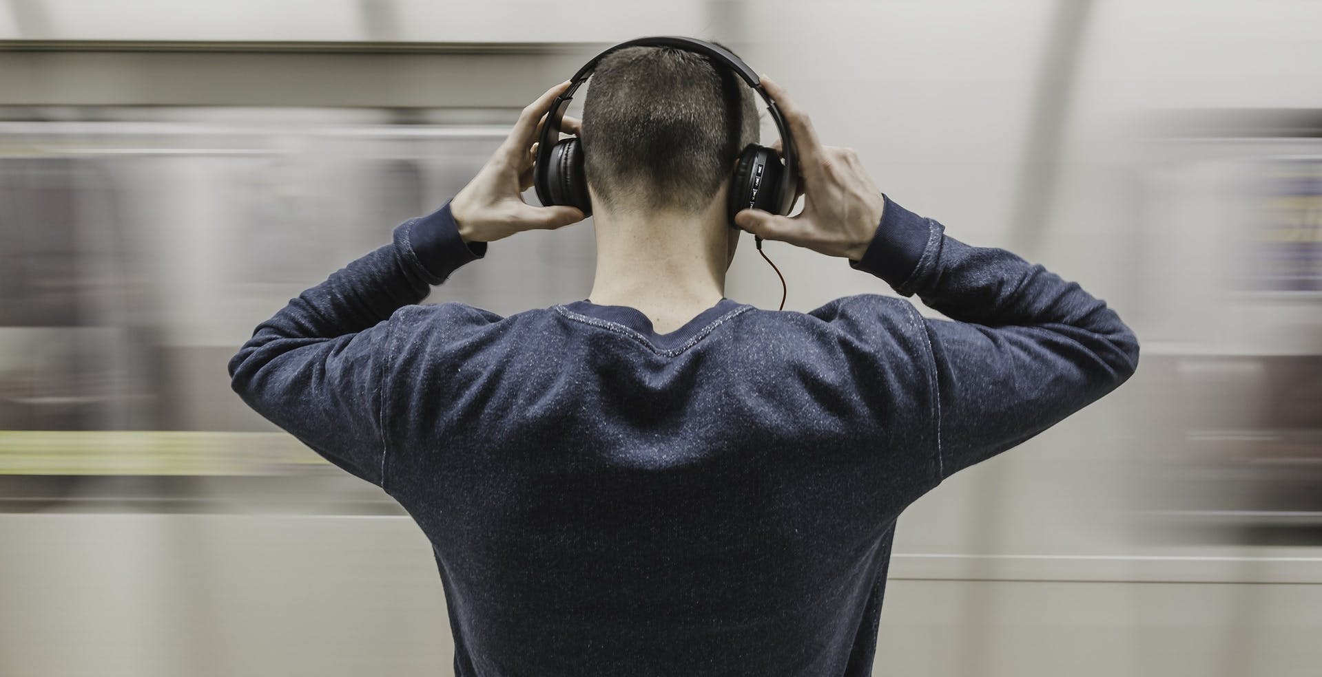 L'82% degli artisti britannici guadagna con lo streaming solo 200£ all'anno. È polemica