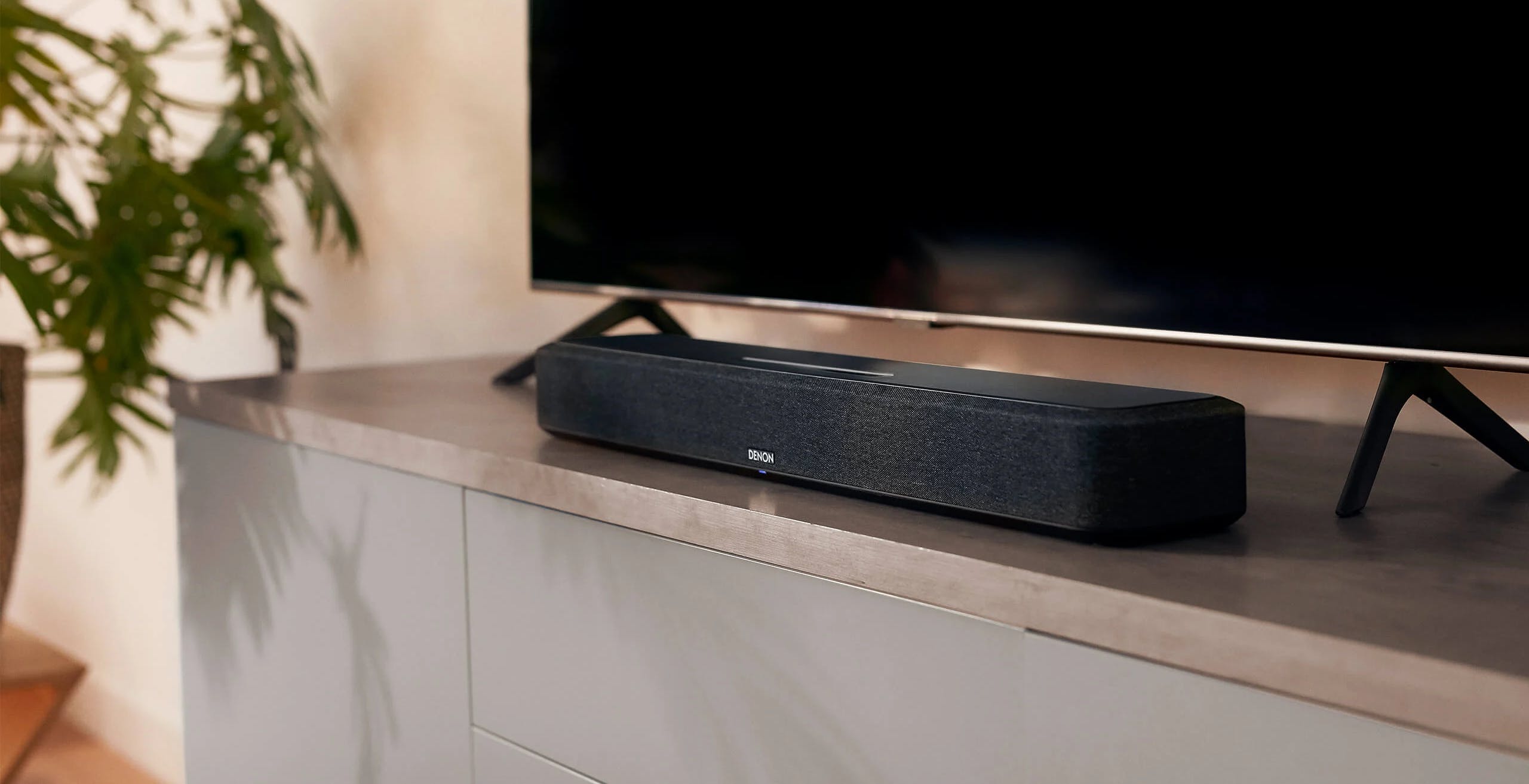 Denon lancia Home Sound Bar 550, la prima della nuova famiglia multiroom con Dolby Atmos e AirPlay 2