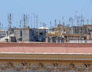 Scopri di più sull'articolo Lo switch-off TV non sarà per aree. Le due scadenze sono nazionali: 1 settembre 2021 e 21-30 giugno 2022. La FAQ completa