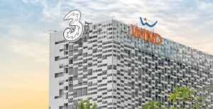 Scopri di più sull'articolo Per WindTre ci sono ancora troppi “ostacoli burocratici” per far partire il 5G. Basso: “Alzare i limiti delle emissioni”