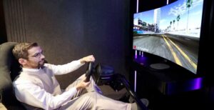Scopri di più sull'articolo Tornano i TV curvi: LG ha fatto un OLED da gaming che si flette solo quando si gioca