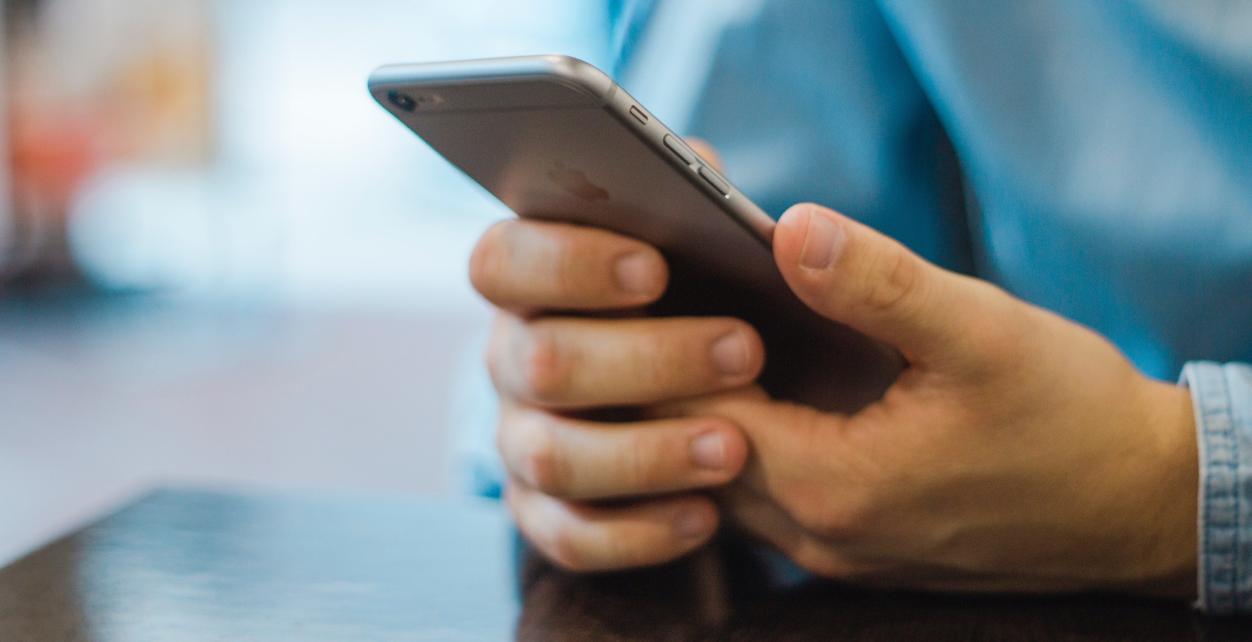 Disponibile un aggiornamento per i vecchi iPhone: sistema un bug minore delle notifiche di esposizione