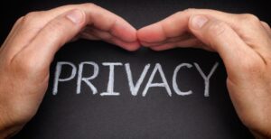 Scopri di più sull'articolo Il GDPR protegge davvero i dati degli utenti europei? Lo abbiamo chiesto a un esperto