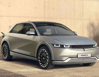 Al momento stai visualizzando Ecco IONIQ 5, il salotto elettrico secondo Hyundai. In Italia in estate