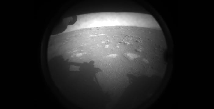Al momento stai visualizzando Perseverance ce l’ha fatta! Le prime immagini del nuovo rover che ci dirà se c’è stata vita su Marte