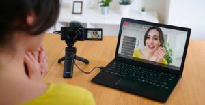 Scopri di più sull'articolo La funzione webcam nativa sbarca sulle camere Sony. Si inizia con la VlogCam ZV-1