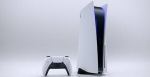 Scopri di più sull'articolo Retrocompatibilità PS5: un sito ha raccolto i test effettuati su quasi 600 giochi PS4 per sapere come girano