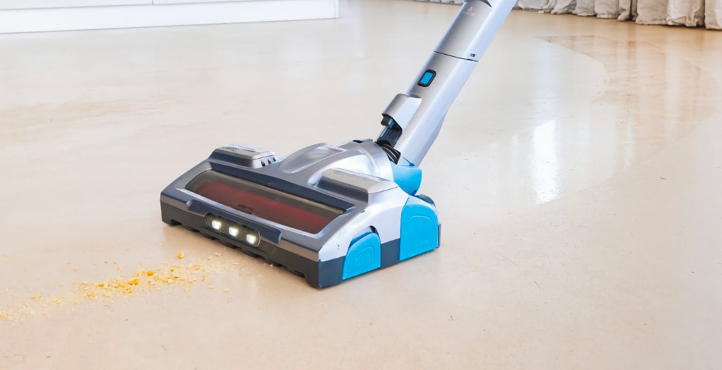 Al momento stai visualizzando Hoover H-Free 500 Hydro Plus, la nostra prova. Aspira e lava i pavimenti senza filo