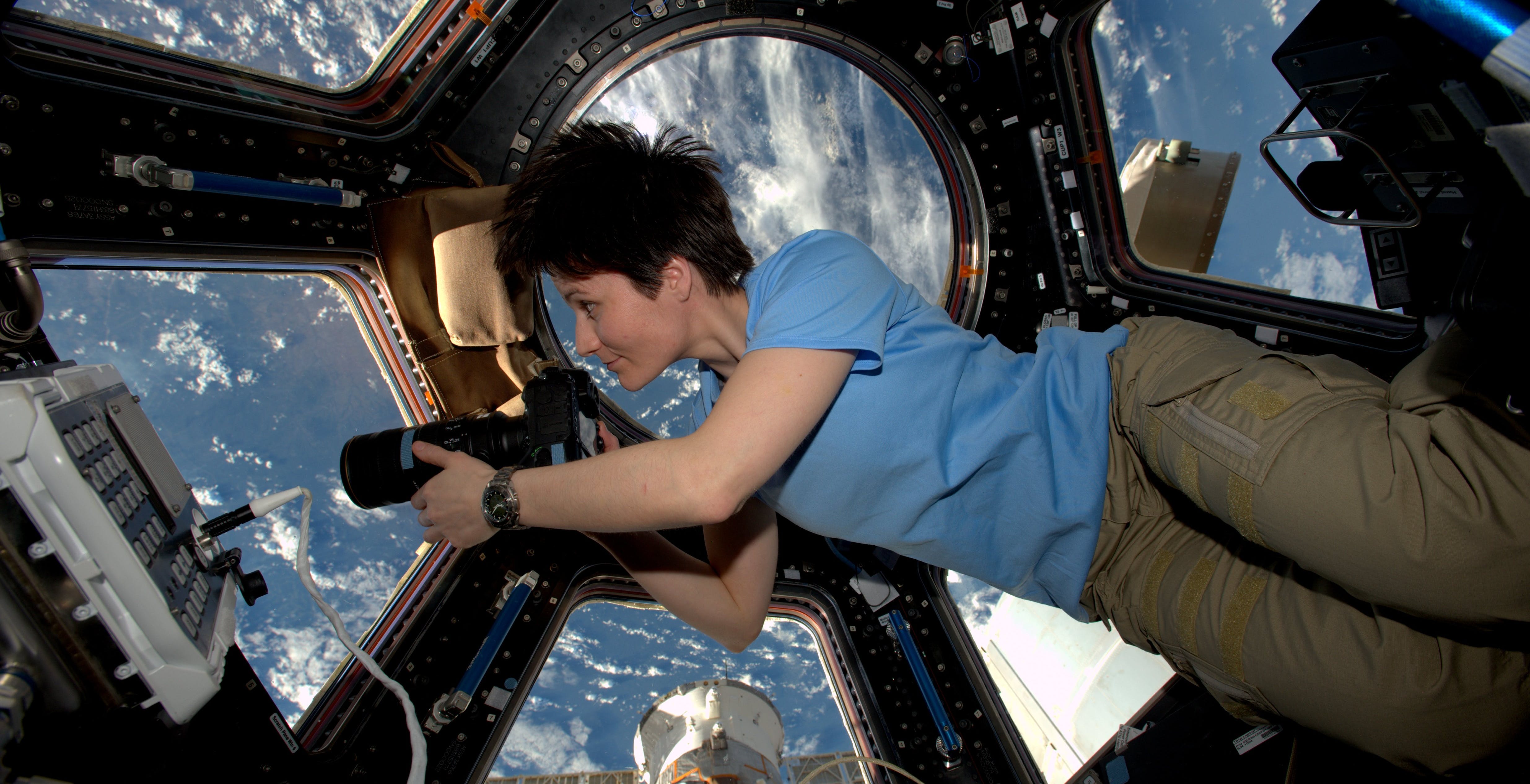 Scopri di più sull'articolo Samantha tornerà nello spazio nel 2022 grazie al commercial crew program della NASA