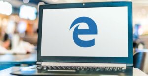 Scopri di più sull'articolo Addio alla vecchia versione di Edge: Microsoft cessa il supporto, basta aggiornamenti