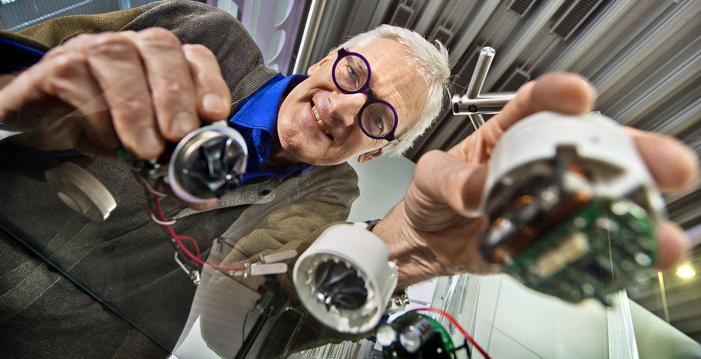 James Dyson Award 2021, al via le iscrizioni. 33.000 euro a chi risolve i problemi reali del mondo