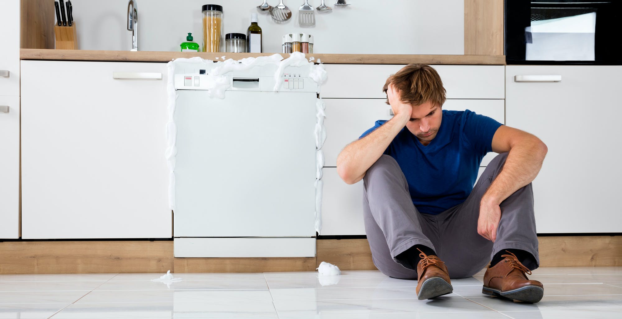  TV, lavatrici, frigoriferi e lavastoviglie, da oggi nuove regole che facilitano la riparazione. Sorridono solo le aziende