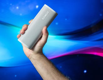 Al momento stai visualizzando Sonos Roam, la recensione: musica ovunque. Lo speaker a proprio agio in casa e fuori
