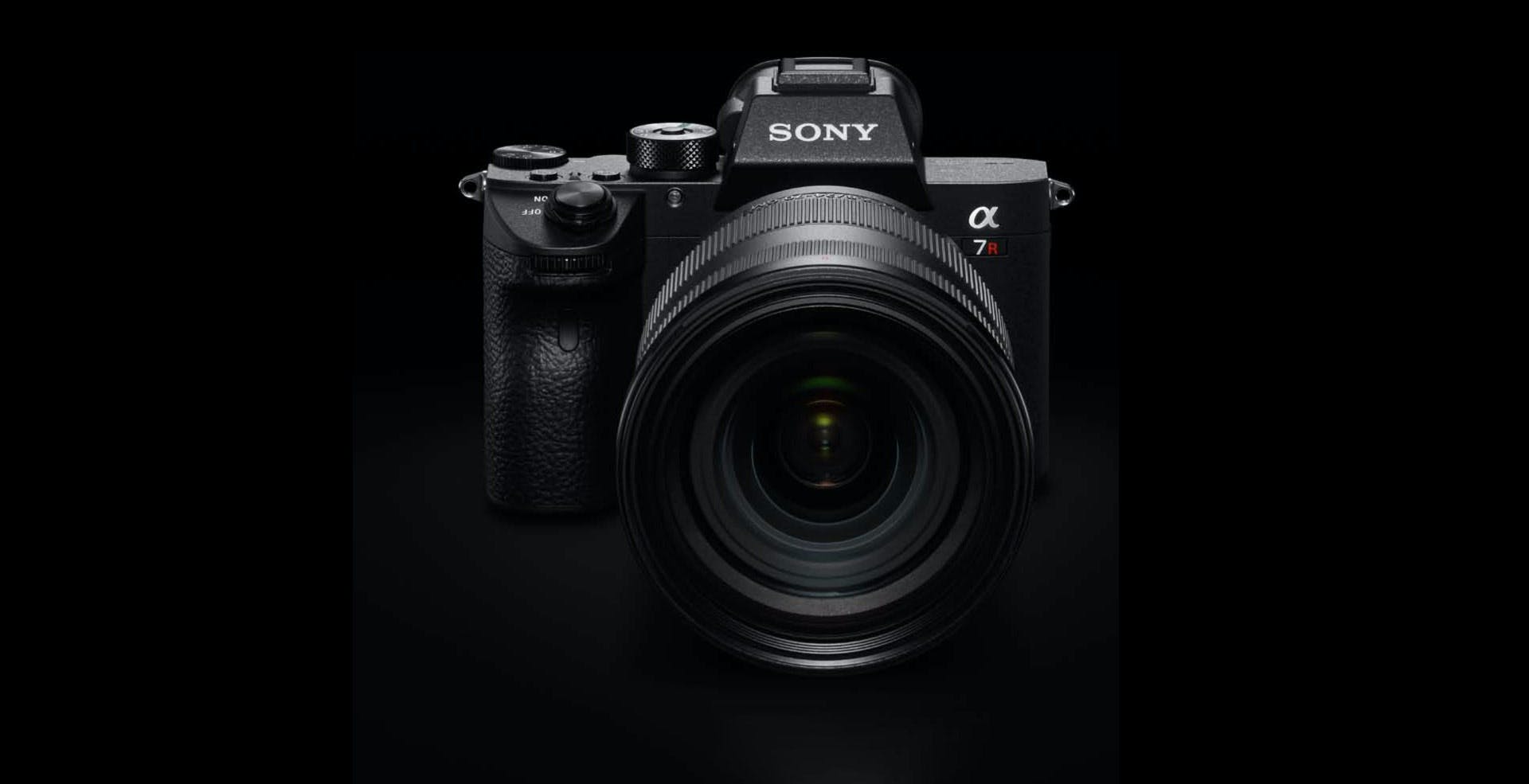 Sony porta sul mercato due nuove mirrorless full frame, ma non vuole che si sappia