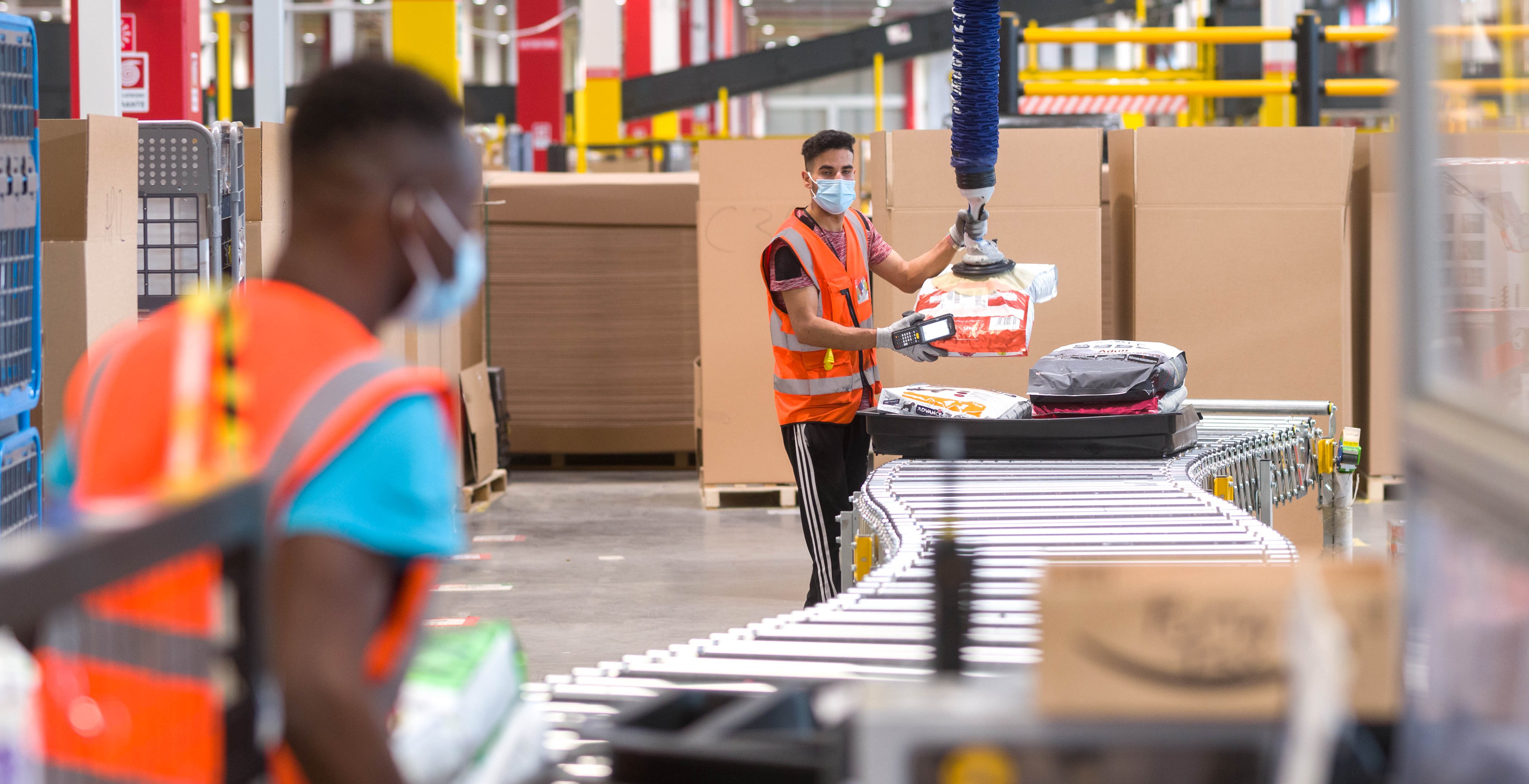 Amazon apre a Vercelli l’Innovation Lab per sviluppare le tecnologie per la sicurezza sul lavoro