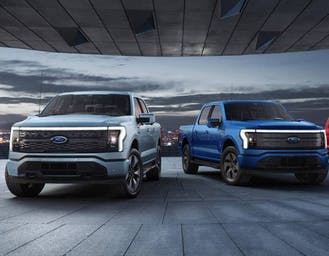 Al momento stai visualizzando Svelato il Ford F-150 Lightning: pick-up elettrico con frunk enorme, che può alimentare una casa