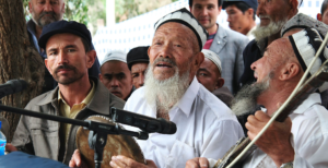 Scopri di più sull'articolo I bug scoperti dai ricercatori cinesi devono restare segreti. La Cina ne ha usati alcuni per spiare le minoranze