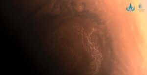 Scopri di più sull'articolo Ecco le prime foto scattate dal rover cinese Zhurong su Marte