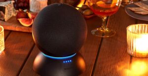 Scopri di più sull'articolo Amazon lancia la base batteria per portare in giro gli Echo di 4a generazione