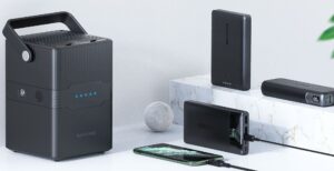 Scopri di più sull'articolo Amazon se la prende con i social: “Dovrebbero fare di più contro i gruppi di recensioni false”. Intanto scompare anche RavPower