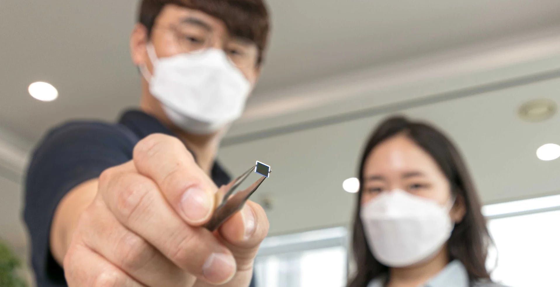 Ecco il sensore ISOCELL JN1 di Samsung. È il primo con pixel da 0,64 micrometri