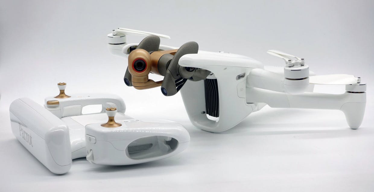 Scopri di più sull'articolo Parrot torna con il drone Anafi Ai: connettività 4G per volare lontanissimo dall’operatore