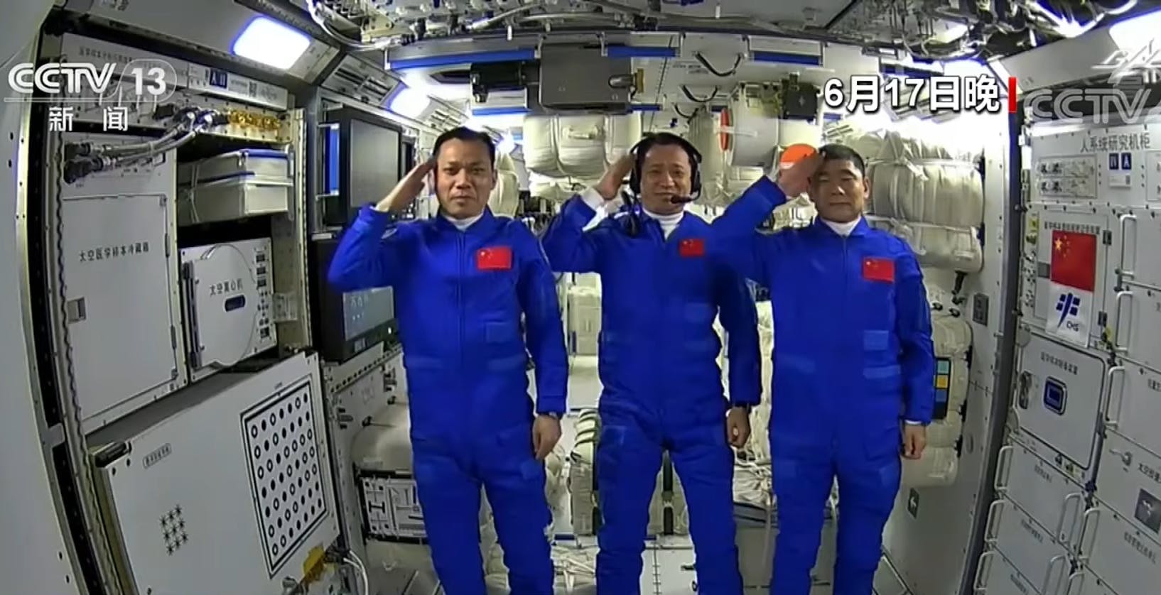 Scopri di più sull'articolo La vita a bordo della stazione spaziale cinese Tiangong. In un video il lavoro dei tre astronauti