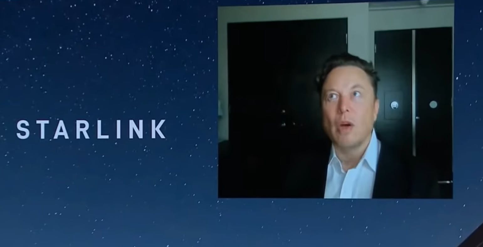 Scopri di più sull'articolo Starlink ha bisogno di 30 miliardi di dollari per restare in vita. Servono decine di milioni di abbonati che non ha