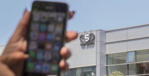 Scopri di più sull'articolo Giornalisti e attivisti spiati con il software israeliano: l’inchiesta delle ONG rivela una fitta rete di sorveglianza da remoto