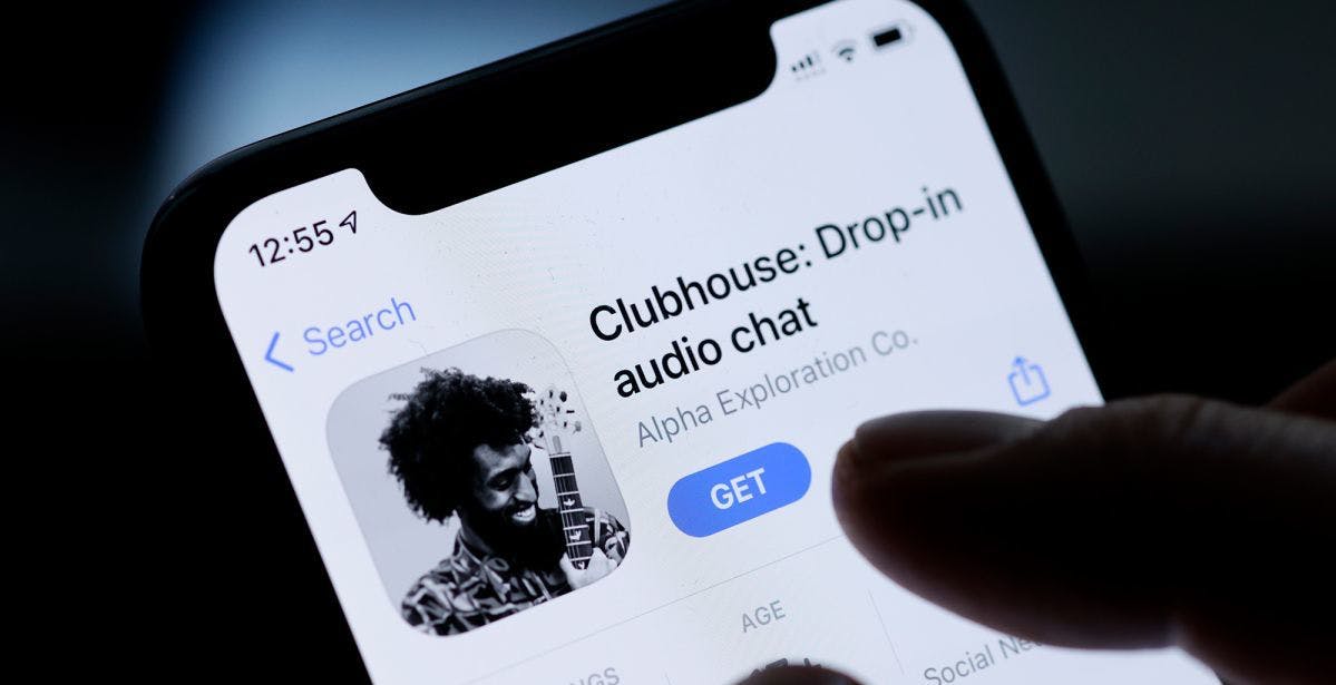 Al momento stai visualizzando Clubhouse, basta inviti: il social network ora è aperto a tutti