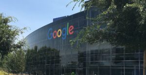 Scopri di più sull'articolo Google, l’ultima trimestrale è la migliore della sua storia. Merito del motore di ricerca e di YouTube