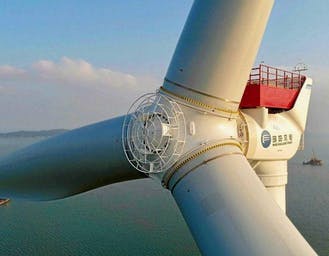 Al momento stai visualizzando MingYang Smart Energy annuncia la turbina eolica più grande e potente al mondo