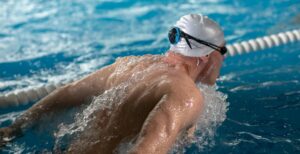 Scopri di più sull'articolo Lo speaker da nuca a conduzione ossea: così l’allenatore sprona il nuotatore mentre è in vasca