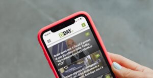 Scopri di più sull'articolo Apple vuole eliminare il notch? Ecco il brevetto per riuscire a nasconderlo a comando