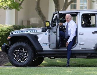 Al momento stai visualizzando “Il 50% dei veicoli venduti in America sarà elettrico entro il 2030”, per Biden non si torna indietro