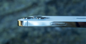 Scopri di più sull'articolo iPhone 13 avrà l’effetto Ritratto per i video, registrerà in ProRes e lo schermo avrà un refresh rate elevato